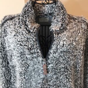 Weatherproof Vintage Half-Zippered Pullover Top with Side Pockets